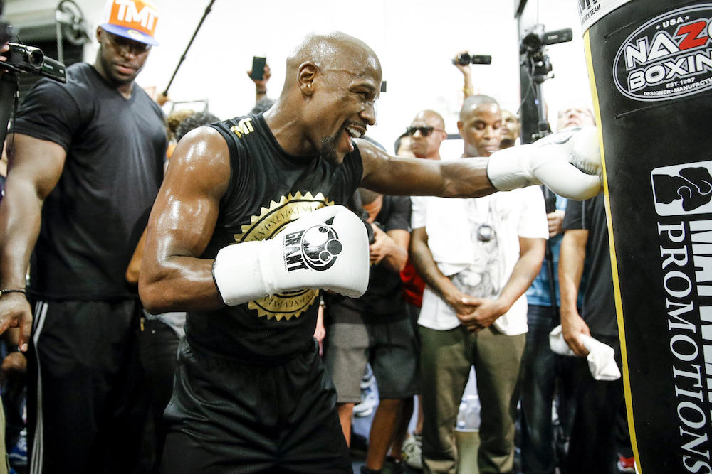 Floyd Mayweather Workout 3 More Rounds